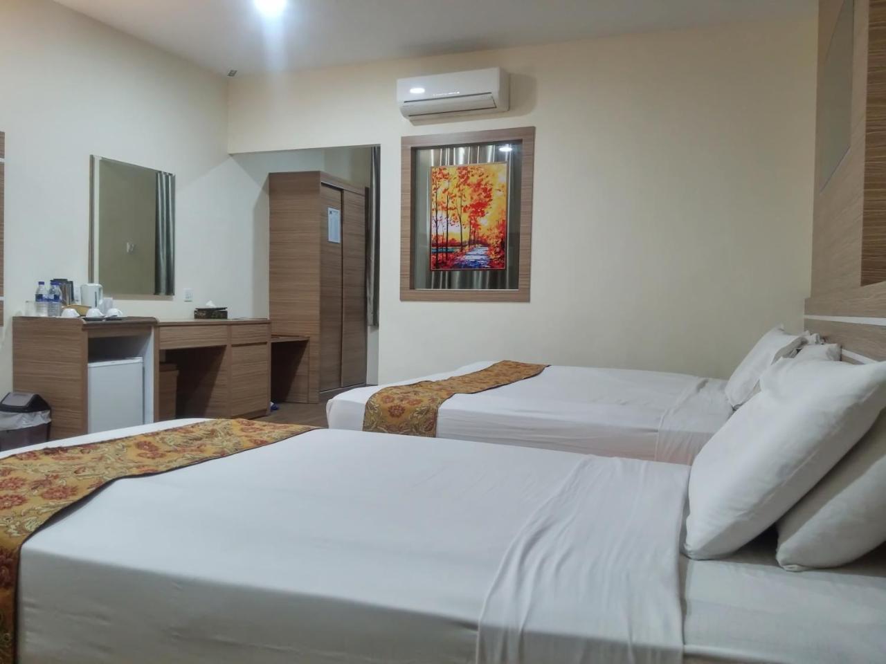 King'S Hotel Nagoya Batam Dış mekan fotoğraf
